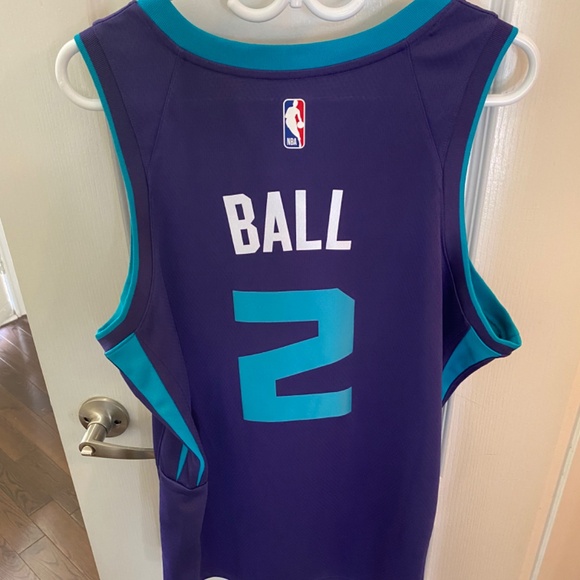Charlotte Hornets Basketball Jersey #2 LaMelo - Picture 2 of 4
